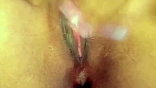 Gostosa let me film her enjoying herself, i stayed as voyeur watching the beauty of the gostosa in video 18