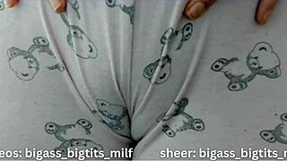 Camel toe homemade latina milf spreads juicy pussy lips