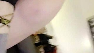 candid sandra's asshole eaten candidly