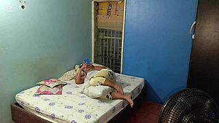 I fuck a latina bbw in the guest room 😏