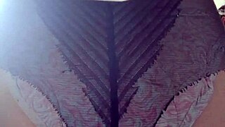 Elza Kom's Nylon Tights Fetish: Ass Worshiping And Domination