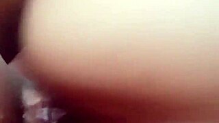 con una amiguita 😘