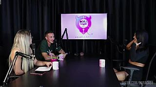 Compilados da Val Mineirinha no Bora Cast com Bruna Carlos Watch on Sheer Red