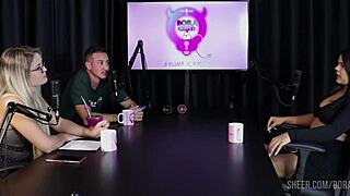 Compilados da Val Mineirinha no Bora Cast com Bruna Carlos Watch on Sheer Red