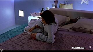 lou doillon topless in embrassez qui vous voudrez 2002