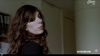 lou doillon topless in embrassez qui vous voudrez 2002