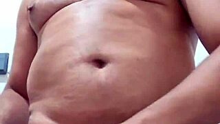 yuri gaucho brazilian bear amateur handjob and cumload