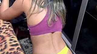 My mornin' fun with two guys, they eat me out - previw