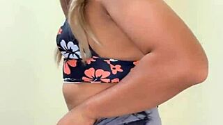 Transexual Deportiva Con Senos Ricos!