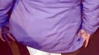 i found a mature whore with huge ass on the street in red lingerie, proposed fucking, she accepted.