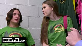 Shoplifting Counselor Using Her Body To Avoid Jail!