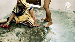 Indian Desi Maid Fucking With Hindi Audio