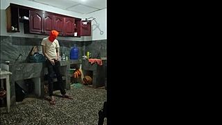 Curvy Latina Shakes Ass Without Touching