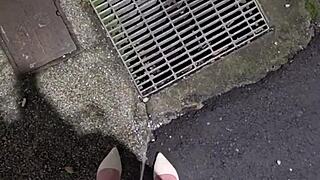 shemale ting xuan pees outside then masturbates and cums