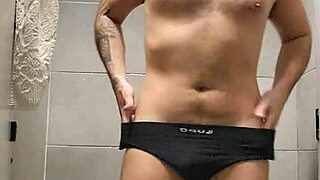 taking a shower after gym workout