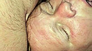 i'm a milf sucking hard cock