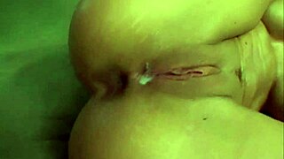 i watched julie robbins trying hard to get pregnant with monster cocks