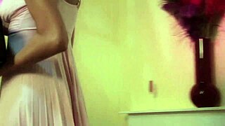 myla loves her older fuck buddy, they do cowgirl rides and doggystyle bends