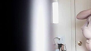 big boobs blonde changing, but is it voyeur?