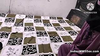 indian muslim bhabhi in hijab hot sex with husband?