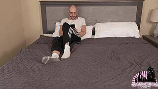 slutty fairy gets magical anal orgasm