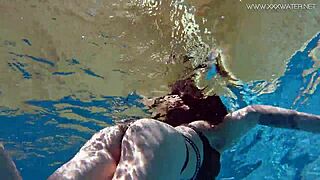 sheril blossom hot russian underwater