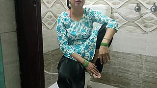 Beautiful amateur fucked by naughty guy in dirty talk