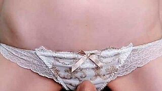 Amateur Japanese Girl Serious Facesitting