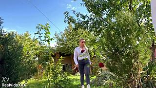 last summer's memory, a hot milf gives a nice blowjob and gets a pretty facial