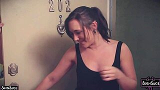 hot lesbian chicks sinn sage and aiden starr pleasing their pussies