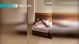 Mutual masturbating with lisssa using toys