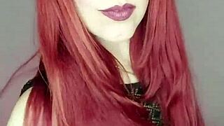 Brindemos Por Esas Amigas Lejanas A Las Que Les Gusta Complacer Y Jugar