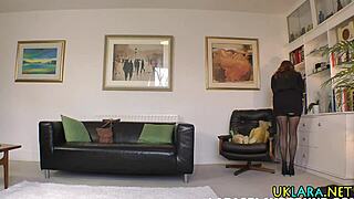 les tongues ho stockings, mature milf fingering in heels 😘