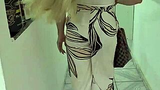 Nutricionista Fechando Uma Parceria Com O Personal