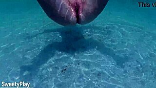mature pussy creampie underwater cum inside