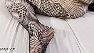 BIG ASS STEP MOM GETTING FUCKED IN DOGGYSTYLE WHEN DADDY IS SLEEPING