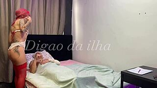 Enfermeira Pagou Boquete Sentou com Força e Levou Gozada no Rabo