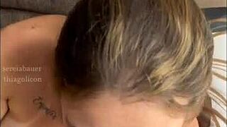 I called uber for my ass after the ride and made him cum in my boquinha.