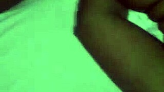 Esposa puta pede para o comedor encher ela de porra e marido filma tudinho