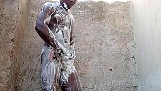 Best sex way is showering together with big cock