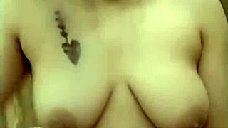 Vegetable In Ass Deep Fucking With Moaning