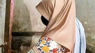 Intriguing Bathroom Session With Housewife Bathing And Masturbating