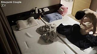 目が覚めた瞬間からsexしちゃうお盛んな新婚夫婦朝から感度が良すぎて痙攣絶頂　ハメ撮り　はめどり　正常位　デカ尻　喘ぎ声　淫乱　人妻　巨乳　美少女　かわいい　個人撮影　素人　日本人　えむゆみ