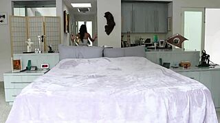 Lesbian Muff Divers Natalie Heart And Alex Ann 😍