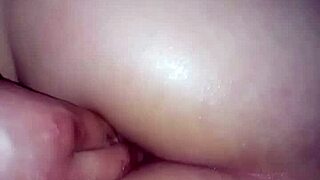 Un Anal Con Los Dedos