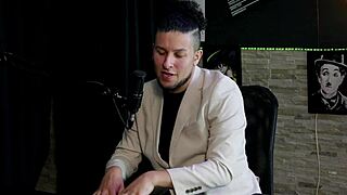 Explained Massage Preliminaries Takes Work Seriously Expands Female Body Knowledge And Squirting