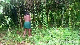 Two college students fucking in bush! 🌿