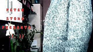 Oh, that sexy granny's blowjob close-ups are so passionate!