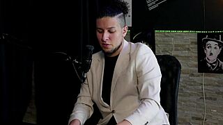 Explained Massage Preliminaries Takes Work Seriously Expands Female Body Knowledge And Squirting