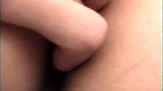 Wife and Husband Give Homemade Blowjob